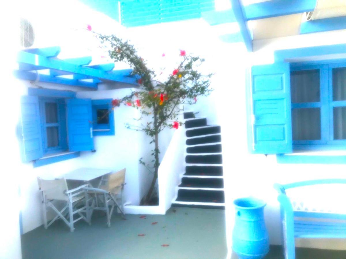 Amelie Hotel Santorini (Adults Only) Perissa  Exterior photo