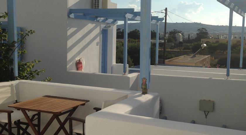 Amelie Hotel Santorini (Adults Only) Perissa  Exterior photo